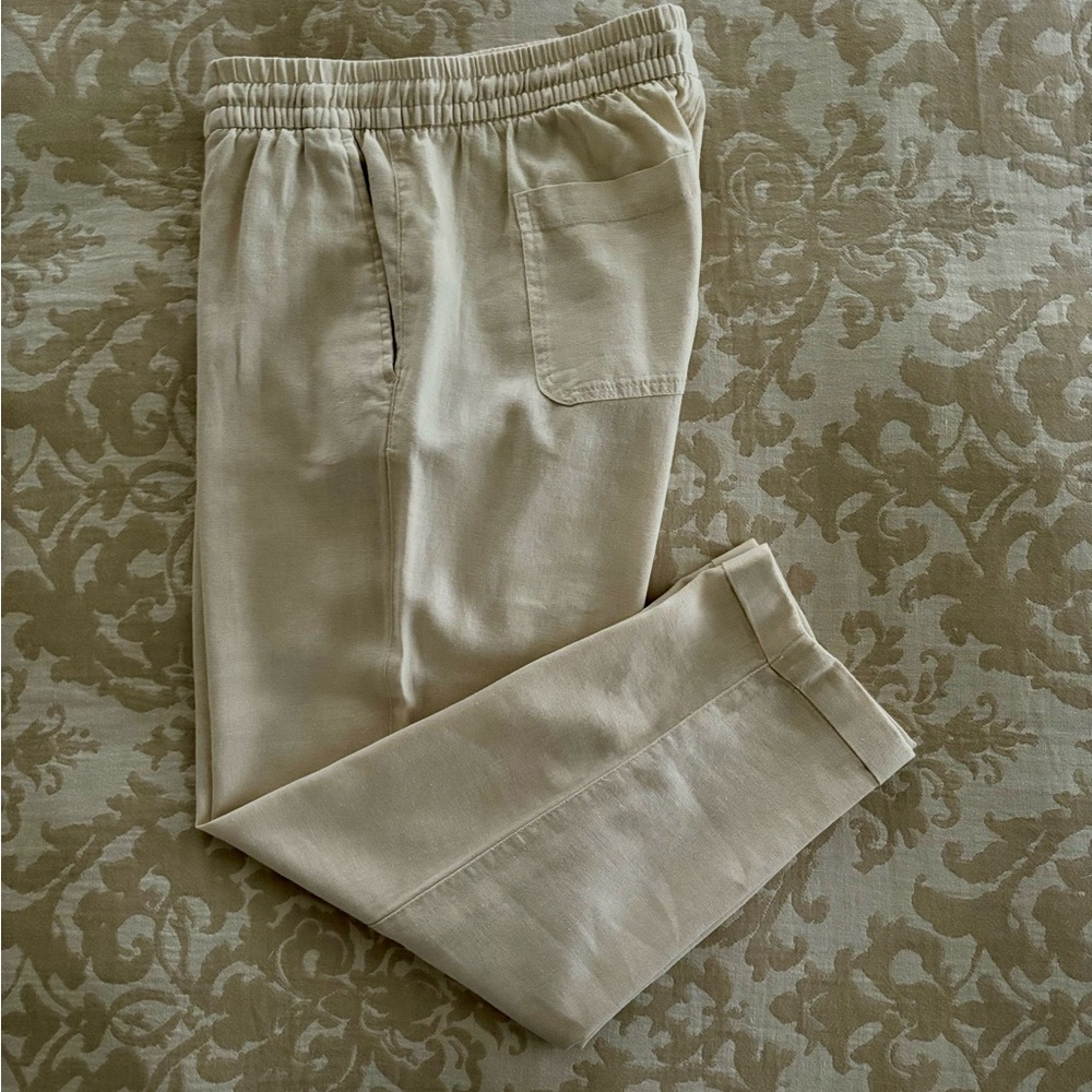 Linen blend pants.